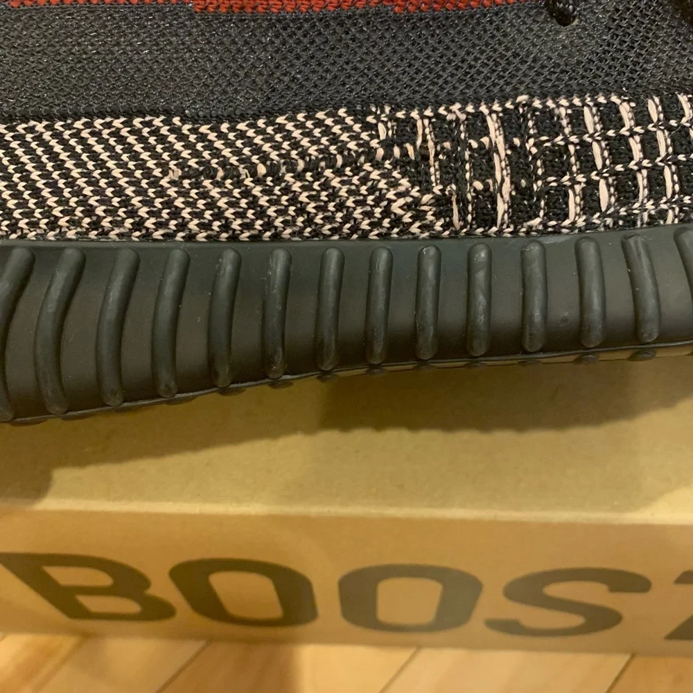 Yeezy Yecheil Non-reflective - Picture 6 of 12